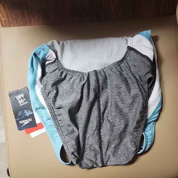 Speedo WomenActive Quantum Fusion Splice Gray/Aqua One-Piece Swimsuit Size 6 - Picture 6 of 10